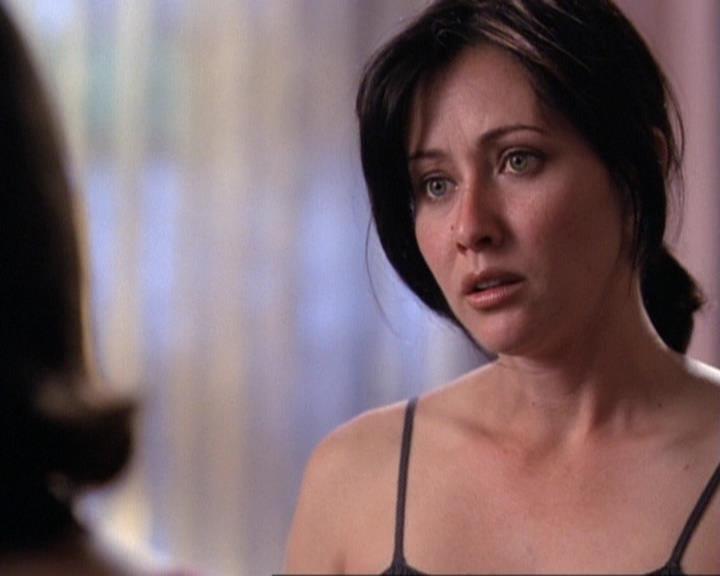 Charmed-Online-dot-net_119OutOfSight0839.jpg Charmed-Online-dot-net_119OutOfSight0839.jpg