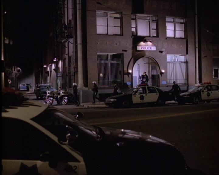 Charmed-Online-dot-net_119OutOfSight0883.jpg Charmed-Online-dot-net_119OutOfSight0883.jpg