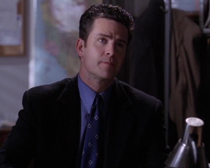 Charmed-Online-dot-net_119OutOfSight0898.jpg Charmed-Online-dot-net_119OutOfSight0898.jpg