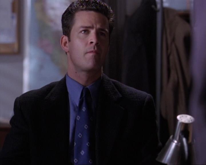 Charmed-Online-dot-net_119OutOfSight0900.jpg Charmed-Online-dot-net_119OutOfSight0900.jpg