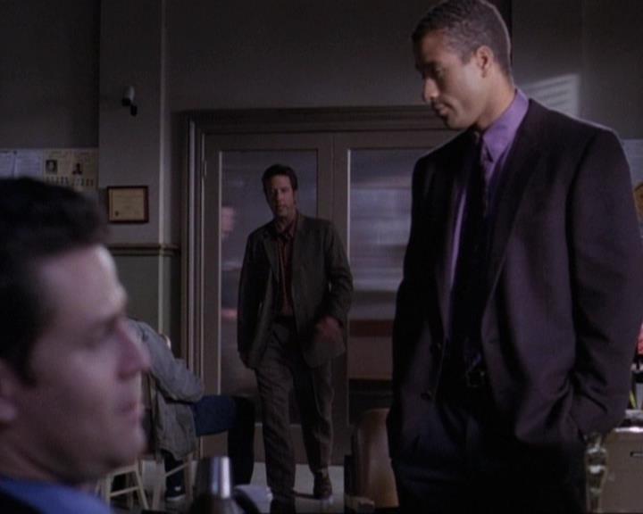 Charmed-Online-dot-net_119OutOfSight0911.jpg Charmed-Online-dot-net_119OutOfSight0911.jpg