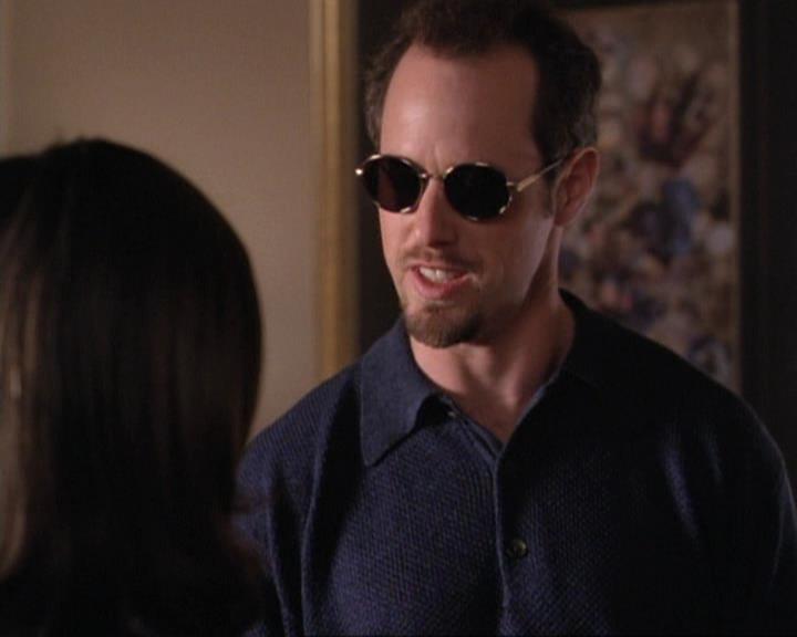 Charmed-Online-dot-net_119OutOfSight1299.jpg Charmed-Online-dot-net_119OutOfSight1299.jpg