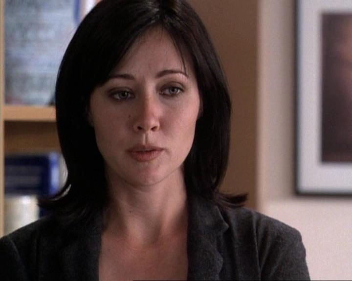 Charmed-Online-dot-net_119OutOfSight1425.jpg Charmed-Online-dot-net_119OutOfSight1425.jpg