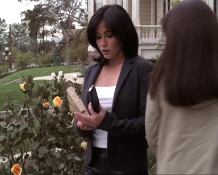 Charmed-Online-dot-net_119OutOfSight1489.jpg Charmed-Online-dot-net_119OutOfSight1489.jpg