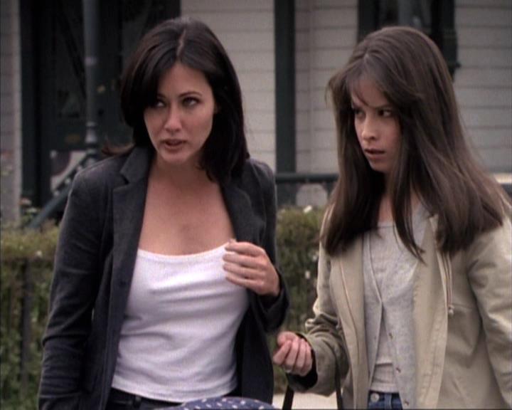 Charmed-Online-dot-net_119OutOfSight1513.jpg Charmed-Online-dot-net_119OutOfSight1513.jpg