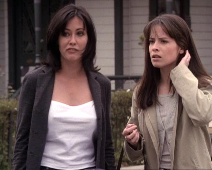 Charmed-Online-dot-net_119OutOfSight1524.jpg Charmed-Online-dot-net_119OutOfSight1524.jpg