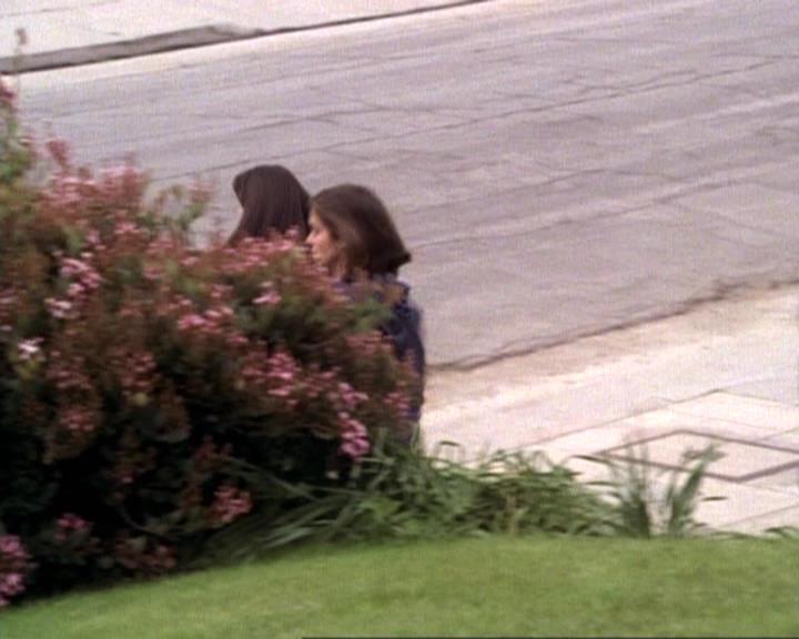 Charmed-Online-dot-net_119OutOfSight1714.jpg Charmed-Online-dot-net_119OutOfSight1714.jpg