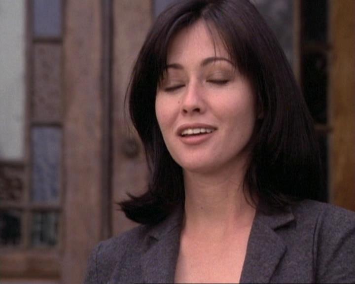 Charmed-Online-dot-net_119OutOfSight1727.jpg Charmed-Online-dot-net_119OutOfSight1727.jpg