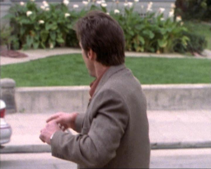 Charmed-Online-dot-net_119OutOfSight1728.jpg Charmed-Online-dot-net_119OutOfSight1728.jpg