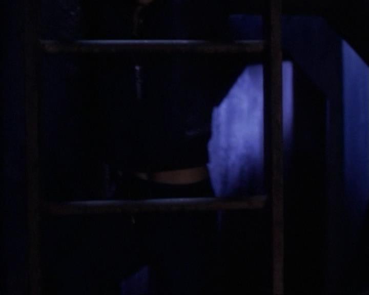 Charmed-Online-dot-net_119OutOfSight1750.jpg Charmed-Online-dot-net_119OutOfSight1750.jpg