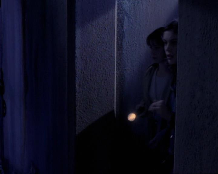 Charmed-Online-dot-net_119OutOfSight1812.jpg Charmed-Online-dot-net_119OutOfSight1812.jpg