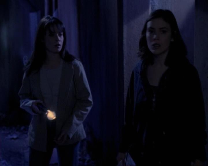 Charmed-Online-dot-net_119OutOfSight1814.jpg Charmed-Online-dot-net_119OutOfSight1814.jpg