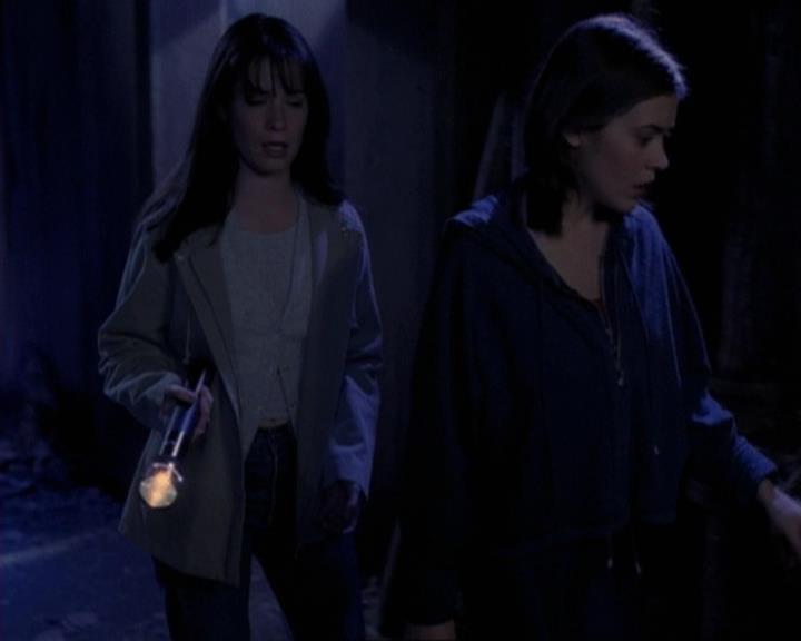 Charmed-Online-dot-net_119OutOfSight1816.jpg Charmed-Online-dot-net_119OutOfSight1816.jpg