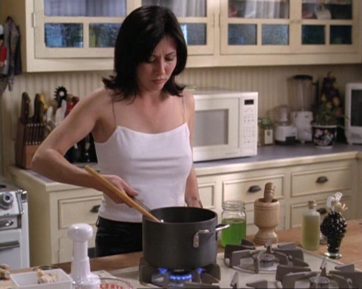 Charmed-Online-dot-net_119OutOfSight1849.jpg Charmed-Online-dot-net_119OutOfSight1849.jpg