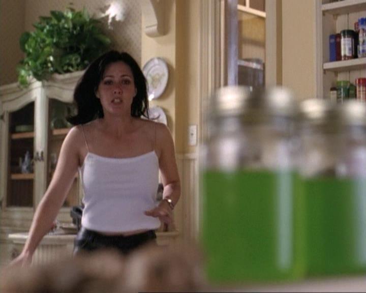 Charmed-Online-dot-net_119OutOfSight1867.jpg Charmed-Online-dot-net_119OutOfSight1867.jpg