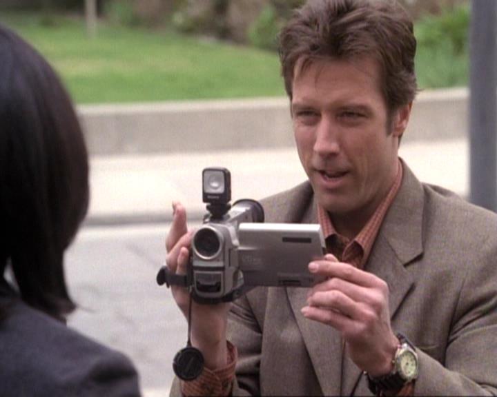 Charmed-Online-dot-net_119OutOfSight1896.jpg Charmed-Online-dot-net_119OutOfSight1896.jpg