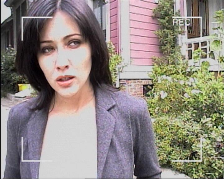 Charmed-Online-dot-net_119OutOfSight1902.jpg Charmed-Online-dot-net_119OutOfSight1902.jpg