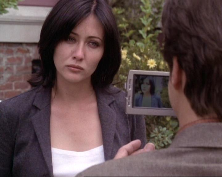 Charmed-Online-dot-net_119OutOfSight1906.jpg Charmed-Online-dot-net_119OutOfSight1906.jpg