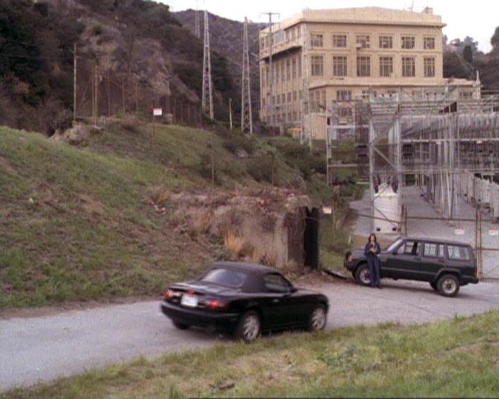 Charmed-Online-dot-net_119OutOfSight1920.jpg Charmed-Online-dot-net_119OutOfSight1920.jpg