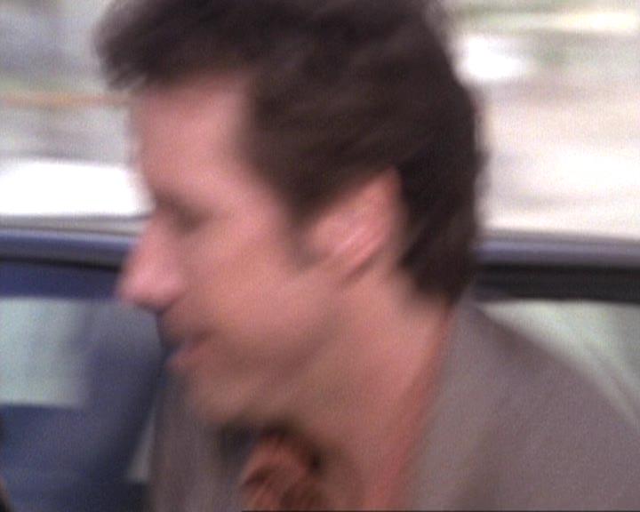 Charmed-Online-dot-net_119OutOfSight1944.jpg Charmed-Online-dot-net_119OutOfSight1944.jpg