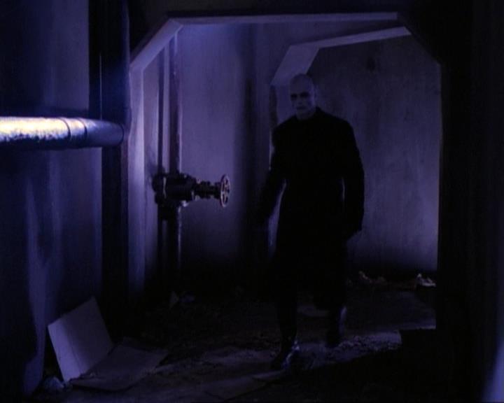 Charmed-Online-dot-net_119OutOfSight1947.jpg Charmed-Online-dot-net_119OutOfSight1947.jpg