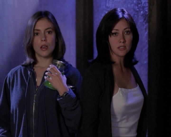 Charmed-Online-dot-net_119OutOfSight1966.jpg Charmed-Online-dot-net_119OutOfSight1966.jpg