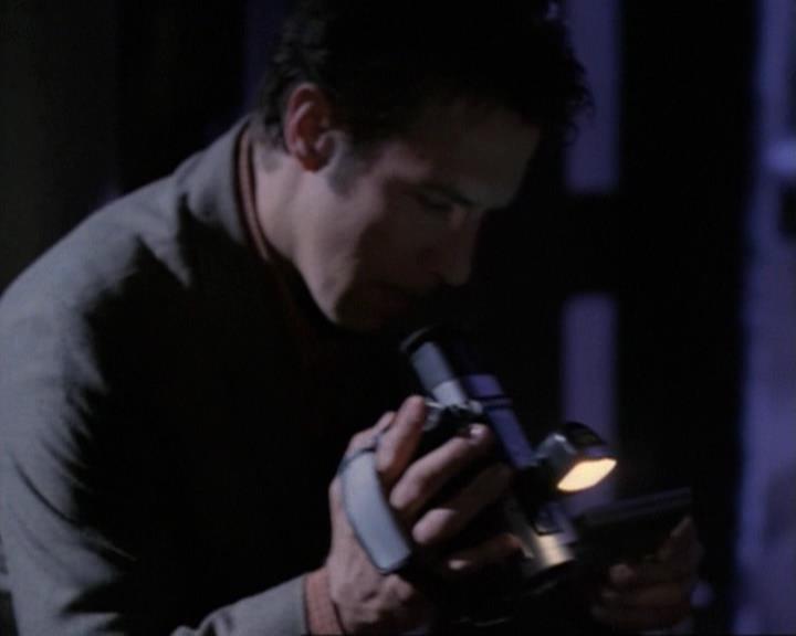 Charmed-Online-dot-net_119OutOfSight1998.jpg Charmed-Online-dot-net_119OutOfSight1998.jpg