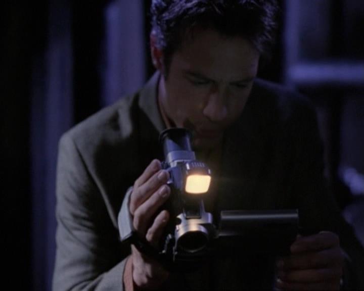 Charmed-Online-dot-net_119OutOfSight1999.jpg Charmed-Online-dot-net_119OutOfSight1999.jpg