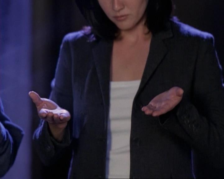 Charmed-Online-dot-net_119OutOfSight2013.jpg Charmed-Online-dot-net_119OutOfSight2013.jpg