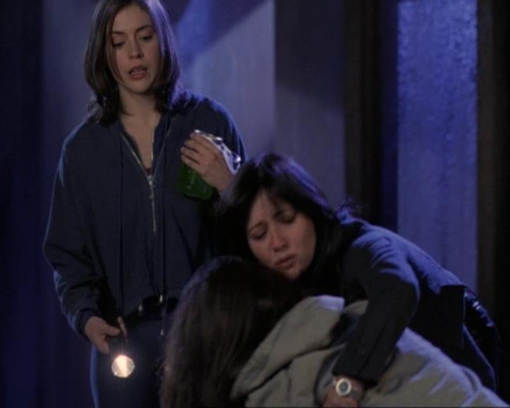 Charmed-Online-dot-net_119OutOfSight2021.jpg Charmed-Online-dot-net_119OutOfSight2021.jpg