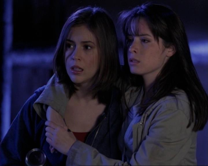 Charmed-Online-dot-net_119OutOfSight2083.jpg Charmed-Online-dot-net_119OutOfSight2083.jpg