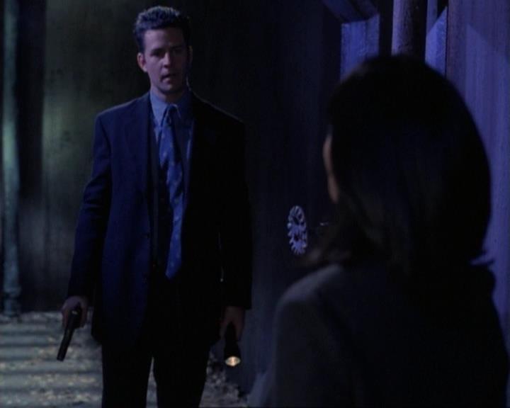 Charmed-Online-dot-net_119OutOfSight2085.jpg
