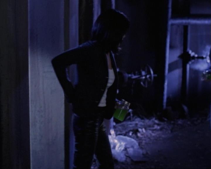 Charmed-Online-dot-net_119OutOfSight2122.jpg Charmed-Online-dot-net_119OutOfSight2122.jpg