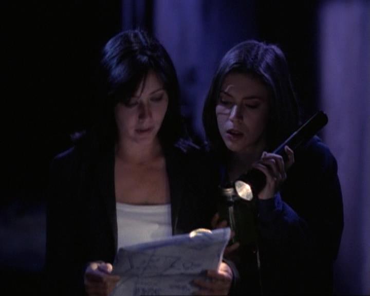 Charmed-Online-dot-net_119OutOfSight2129.jpg Charmed-Online-dot-net_119OutOfSight2129.jpg