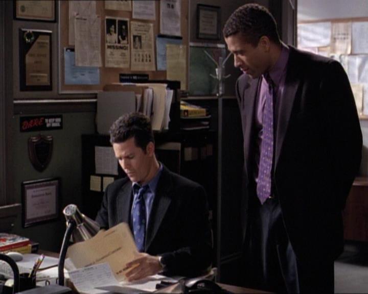 Charmed-Online-dot-net_119OutOfSight2241.jpg Charmed-Online-dot-net_119OutOfSight2241.jpg