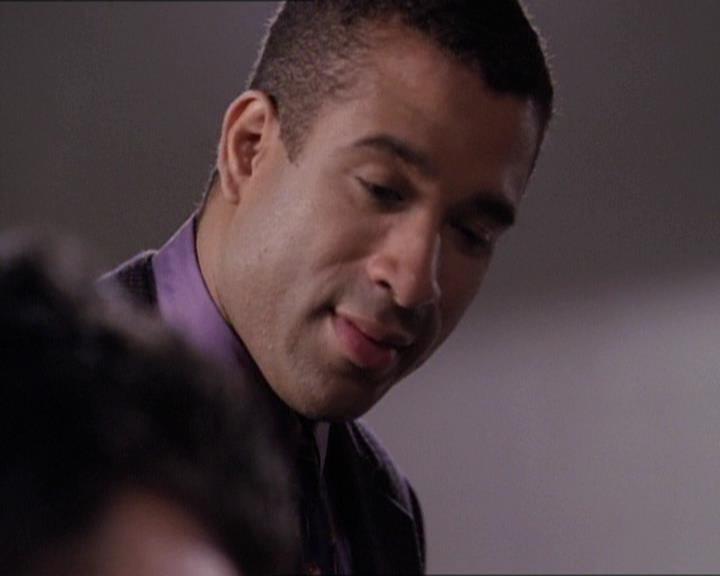 Charmed-Online-dot-net_119OutOfSight2250.jpg Charmed-Online-dot-net_119OutOfSight2250.jpg