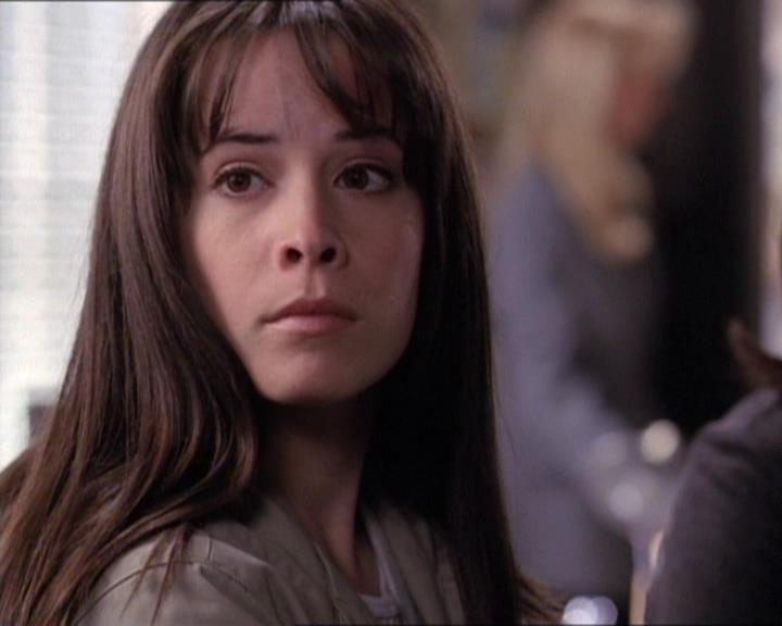 Charmed-Online-dot-net_119OutOfSight2292.jpg Charmed-Online-dot-net_119OutOfSight2292.jpg