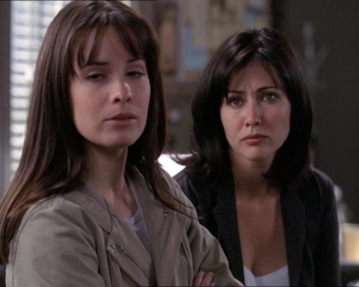 Charmed-Online-dot-net_119OutOfSight2316.jpg Charmed-Online-dot-net_119OutOfSight2316.jpg