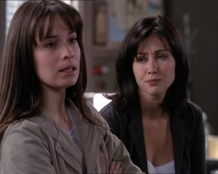 Charmed-Online-dot-net_119OutOfSight2318.jpg Charmed-Online-dot-net_119OutOfSight2318.jpg