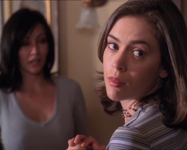 Charmed-Online-dot-net_120ThePowerOfTwo0052.jpg Charmed-Online-dot-net_120ThePowerOfTwo0052.jpg