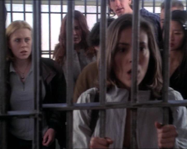 Charmed-Online-dot-net_120ThePowerOfTwo0255.jpg Charmed-Online-dot-net_120ThePowerOfTwo0255.jpg