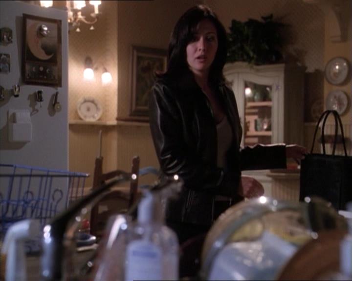 Charmed-Online-dot-net_120ThePowerOfTwo0558.jpg Charmed-Online-dot-net_120ThePowerOfTwo0558.jpg