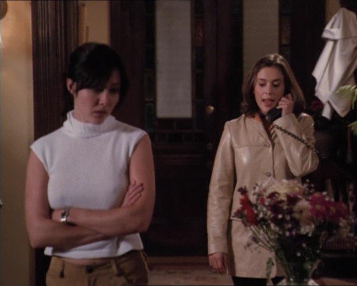 Charmed-Online-dot-net_120ThePowerOfTwo1457.jpg Charmed-Online-dot-net_120ThePowerOfTwo1457.jpg