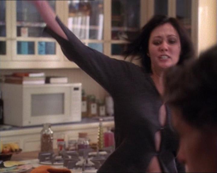 Charmed-Online-dot-net_120ThePowerOfTwo2045.jpg Charmed-Online-dot-net_120ThePowerOfTwo2045.jpg