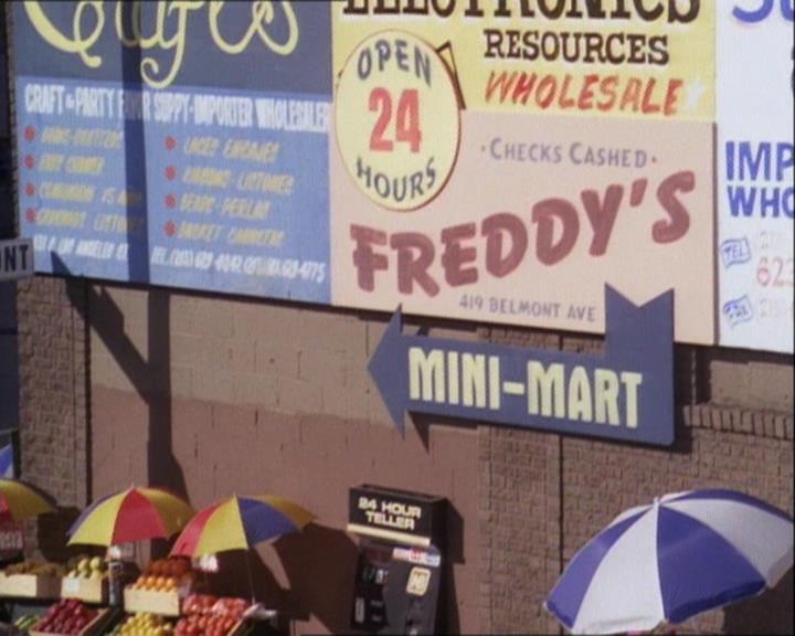 Charmed-Online-dot-net_121LoveHurts0004.jpg Charmed-Online-dot-net_121LoveHurts0004.jpg