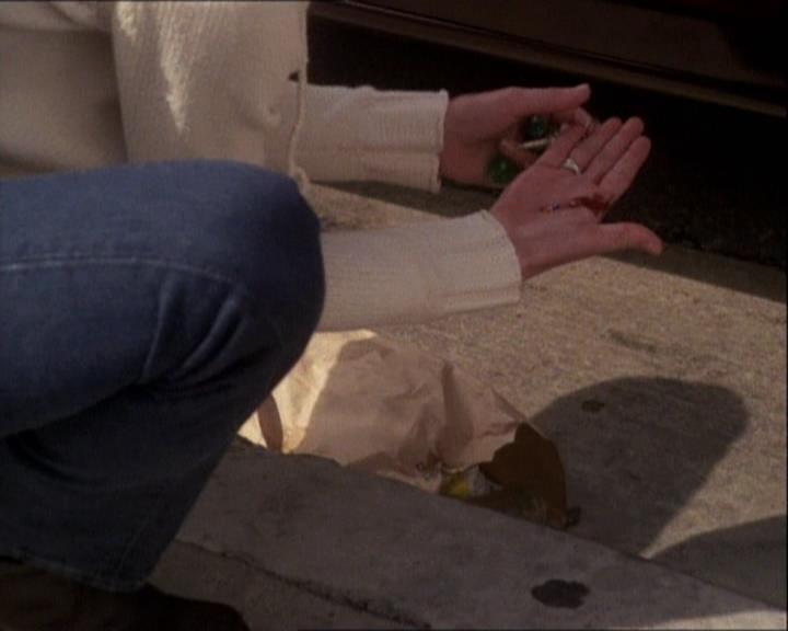 Charmed-Online-dot-net_121LoveHurts0019.jpg Charmed-Online-dot-net_121LoveHurts0019.jpg