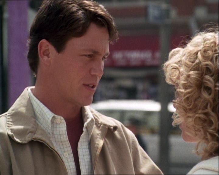 Charmed-Online-dot-net_121LoveHurts0027.jpg Charmed-Online-dot-net_121LoveHurts0027.jpg