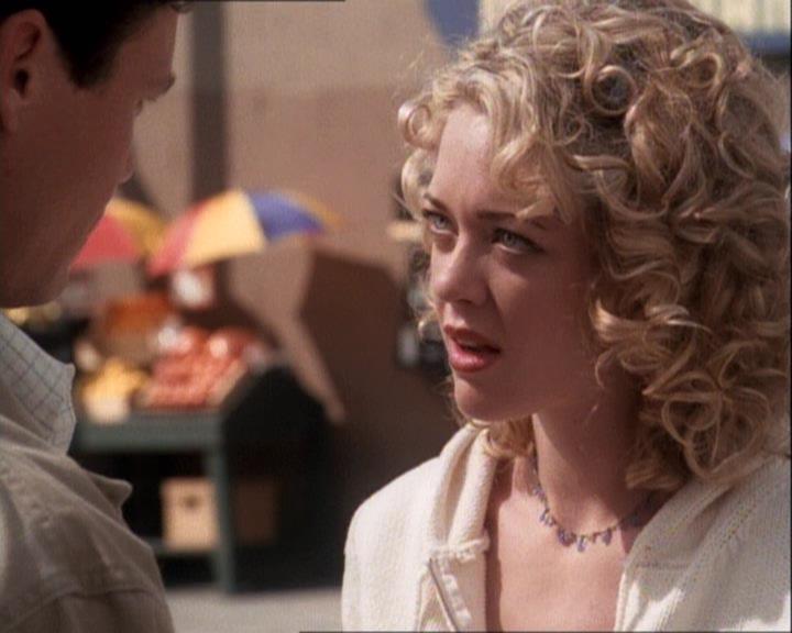 Charmed-Online-dot-net_121LoveHurts0046.jpg Charmed-Online-dot-net_121LoveHurts0046.jpg