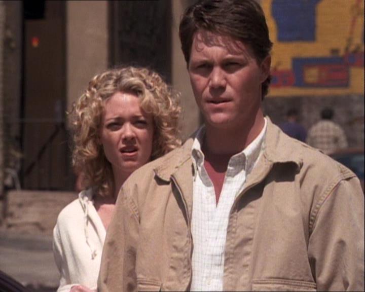 Charmed-Online-dot-net_121LoveHurts0074.jpg Charmed-Online-dot-net_121LoveHurts0074.jpg