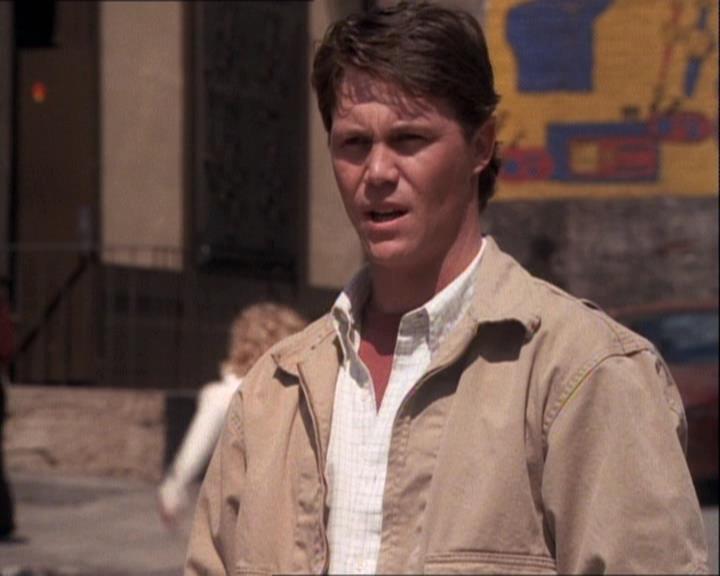 Charmed-Online-dot-net_121LoveHurts0082.jpg Charmed-Online-dot-net_121LoveHurts0082.jpg